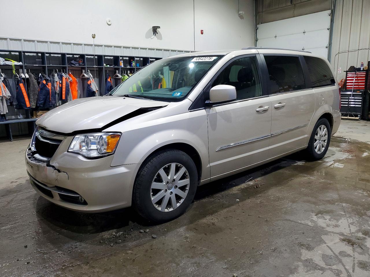 Salvage Chrysler Minivan Image
