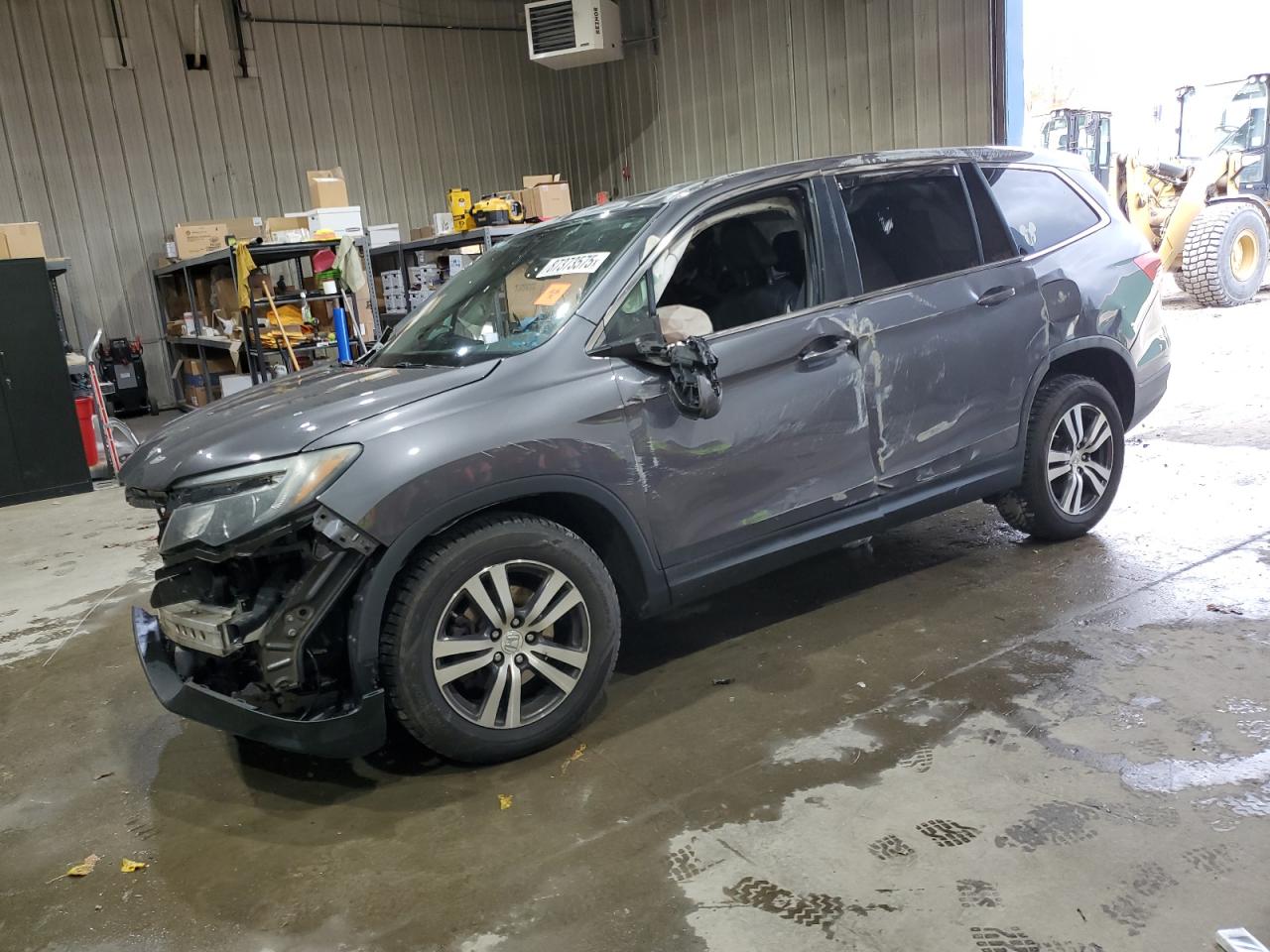 Salvage Honda Pilot Image