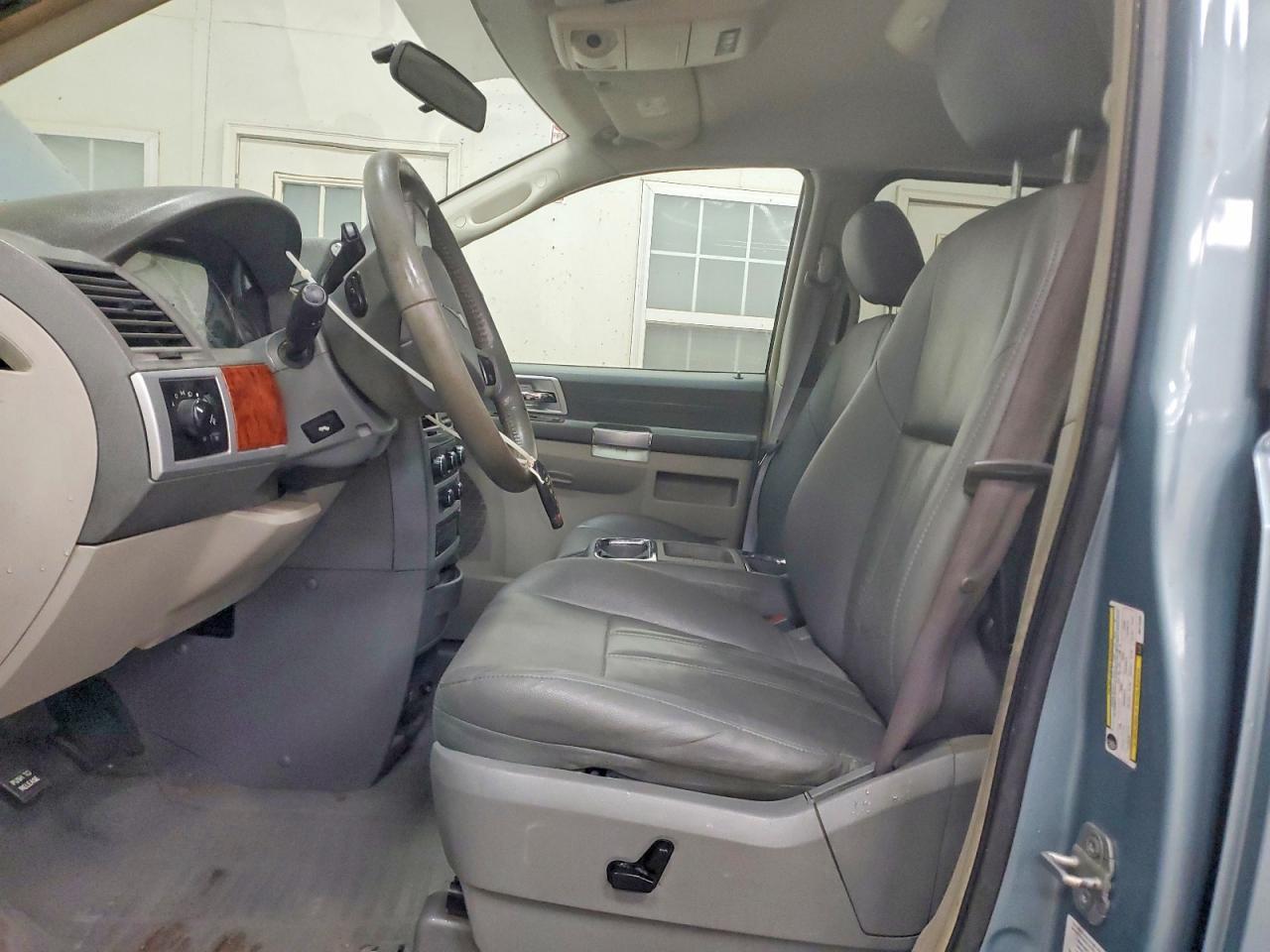 Chrysler Minivan Touring