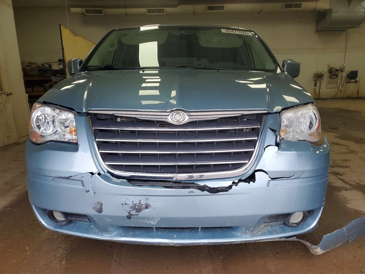 Chrysler Minivan Touring