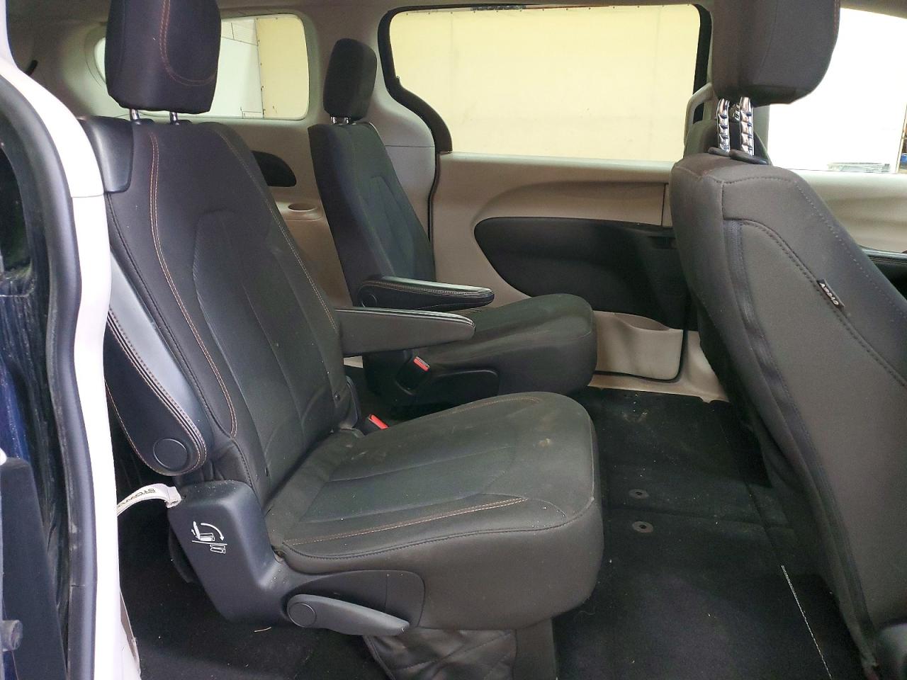 Chrysler Pacifica Touring
