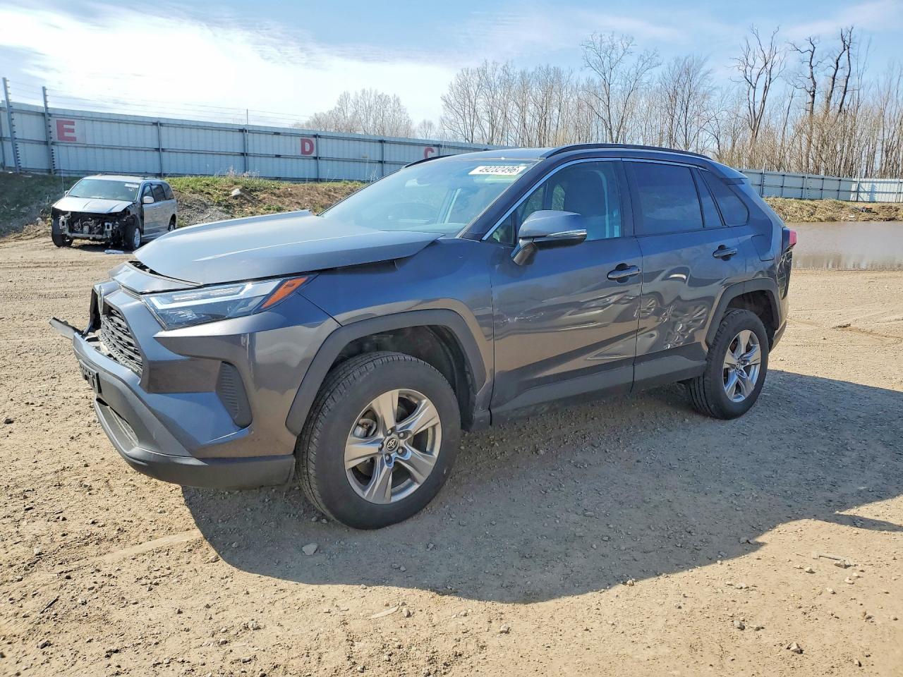 Salvage Toyota RAV4 Image