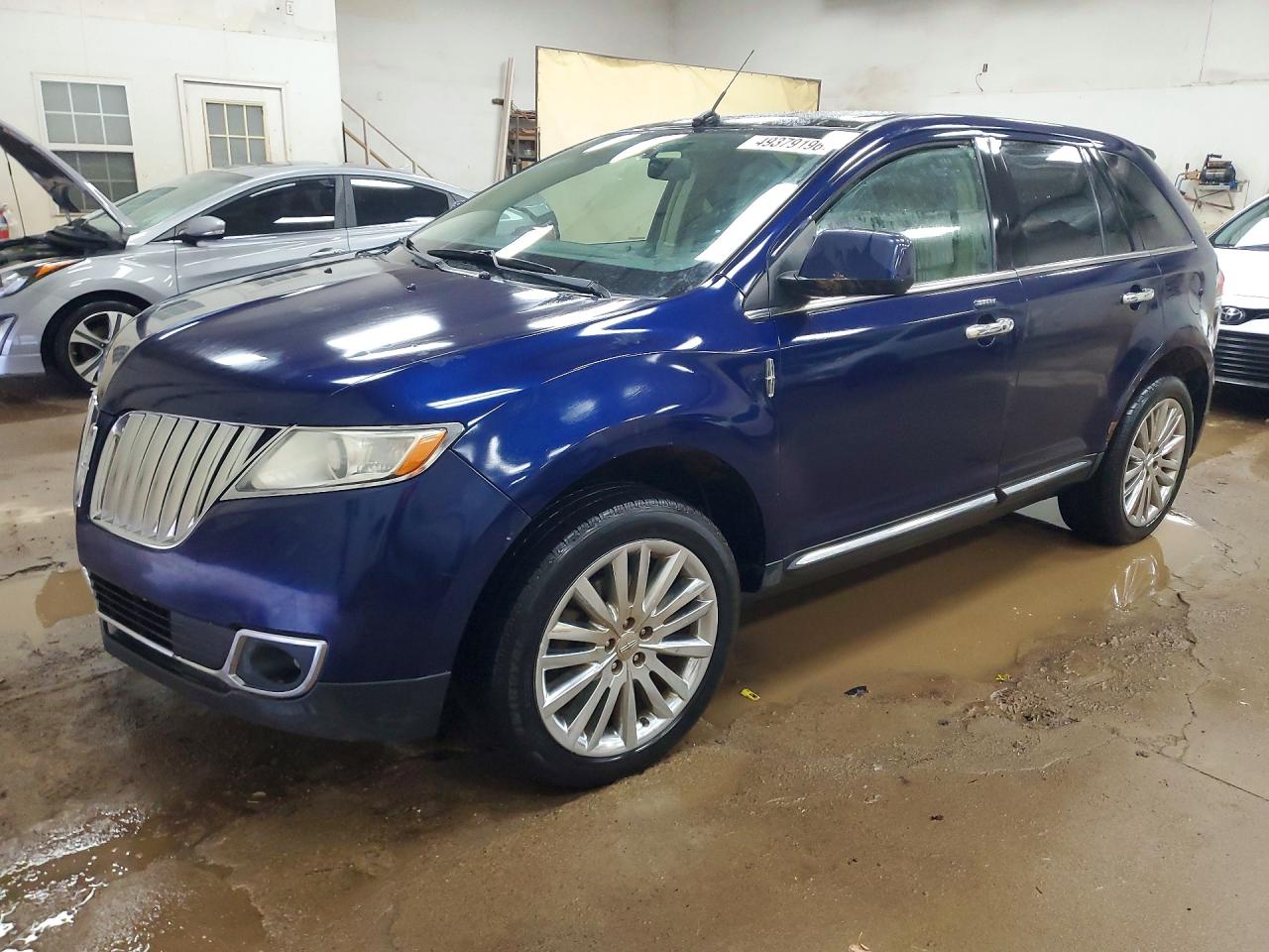 Salvage Lincoln MKX Image
