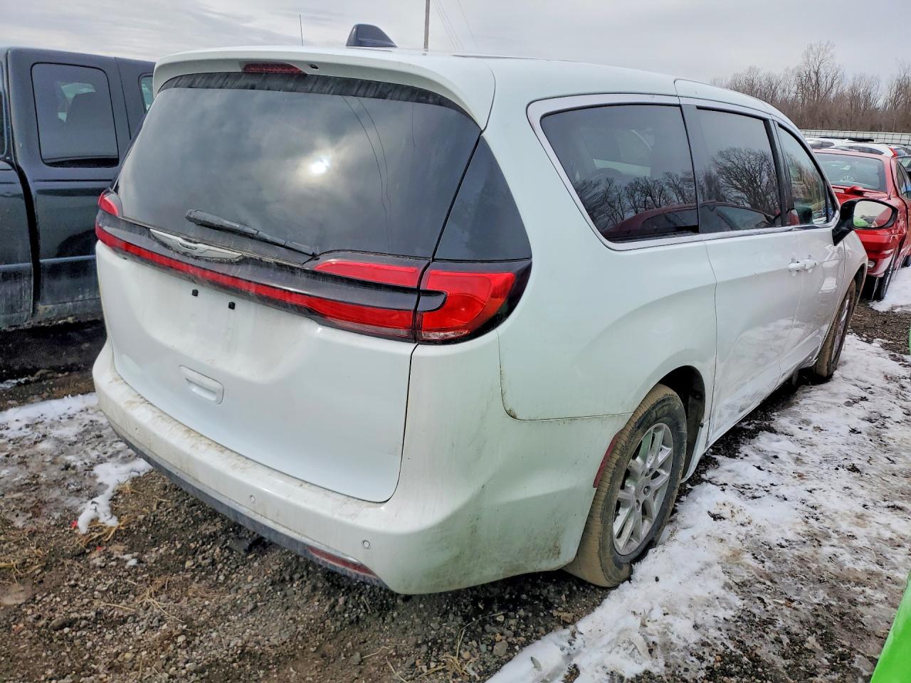 Chrysler Pacifica Touring L