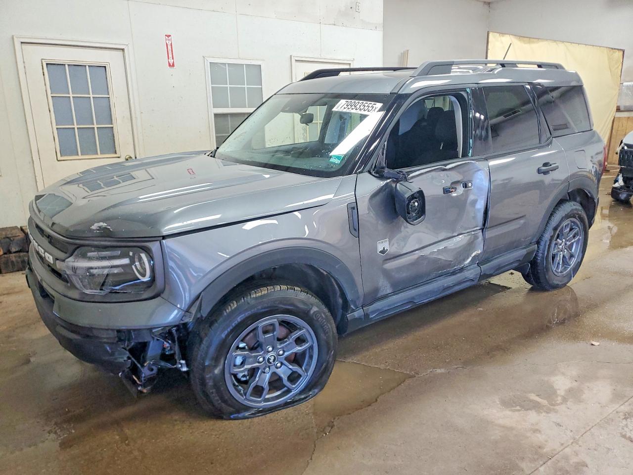 Salvage Ford Bronco Image