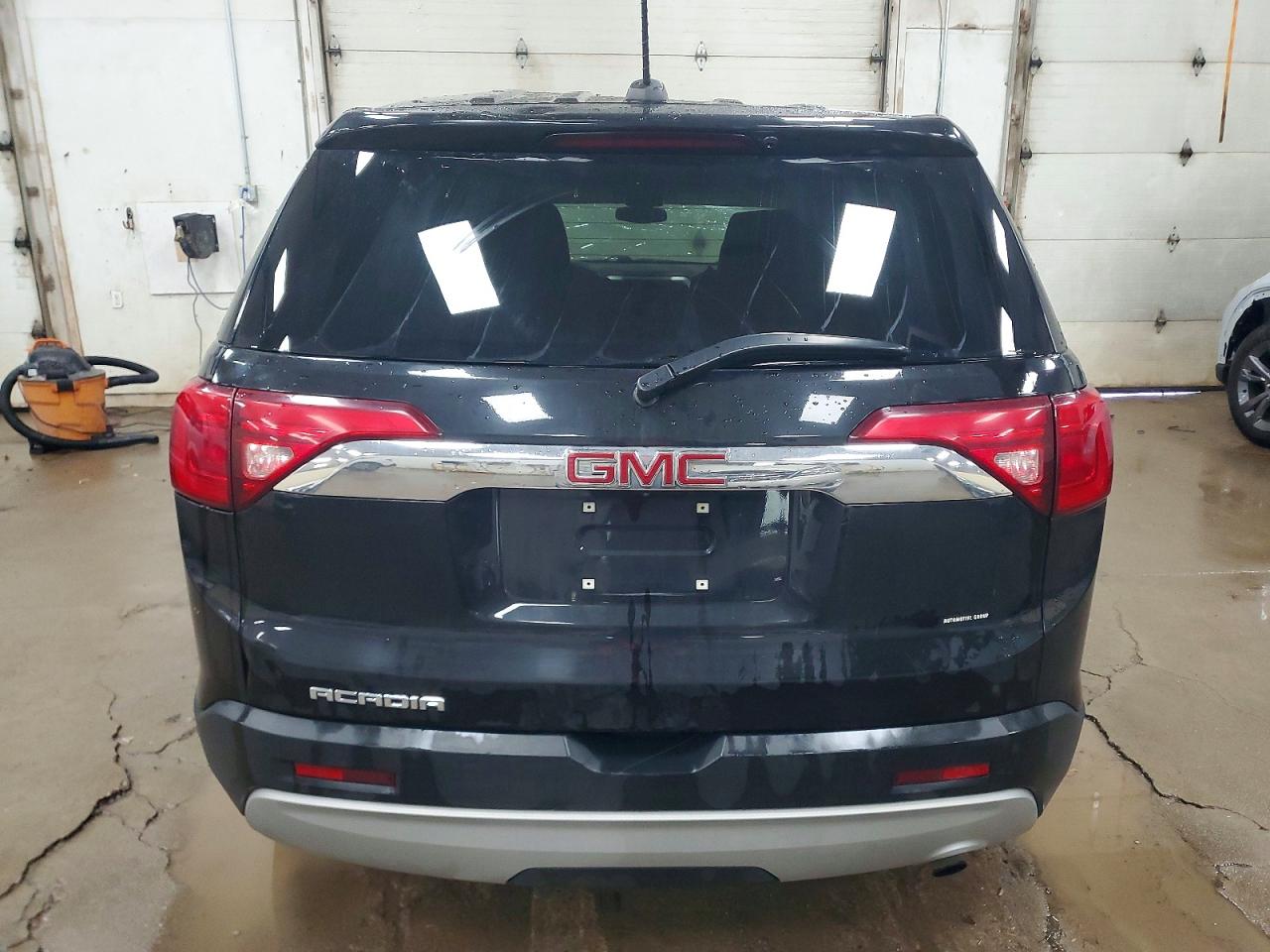 GMC Acadia Sle