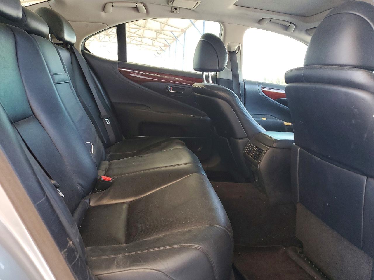 Lexus LS 460