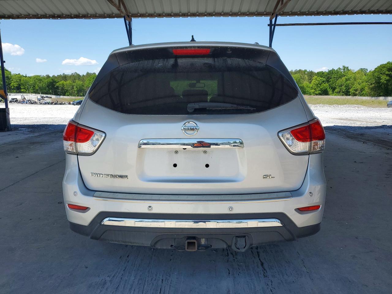 Nissan Pathfinder S