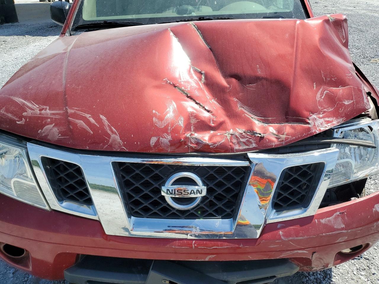 Nissan Frontier Sv