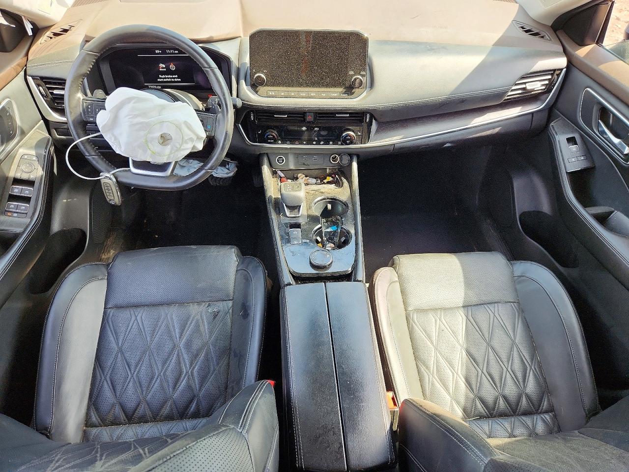 Nissan Rogue Platinum