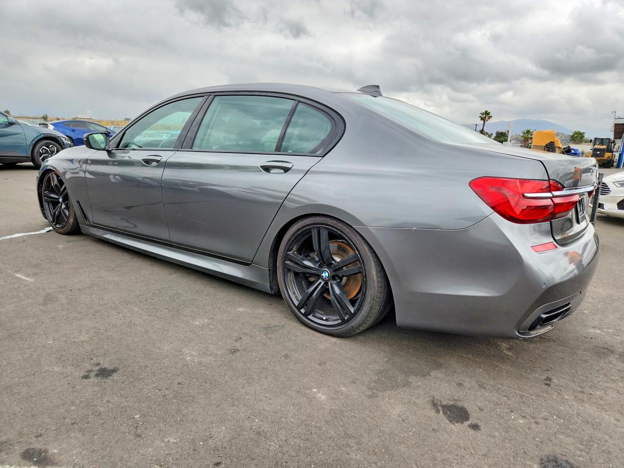 BMW 7 Series I