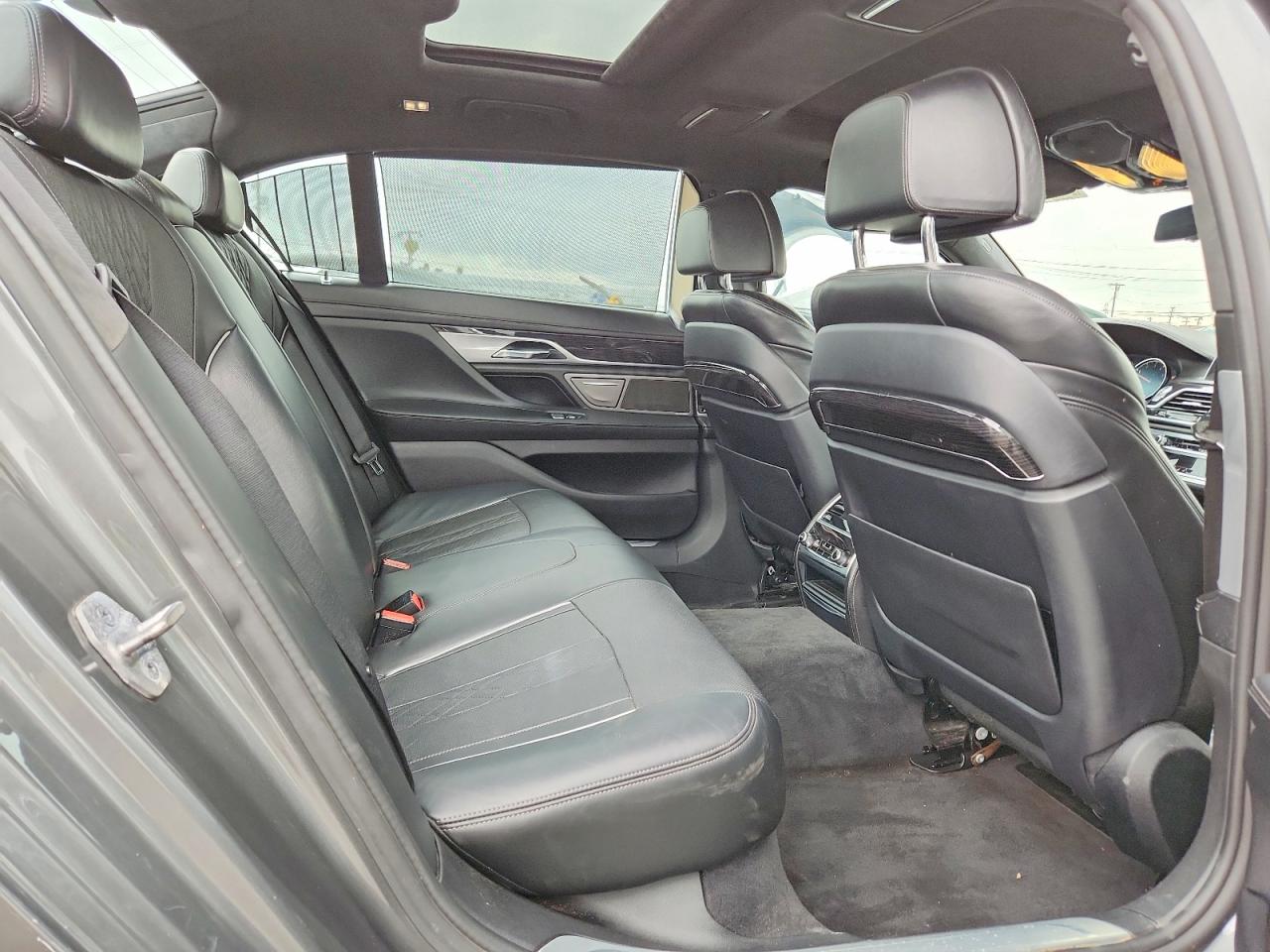 BMW 7 Series I