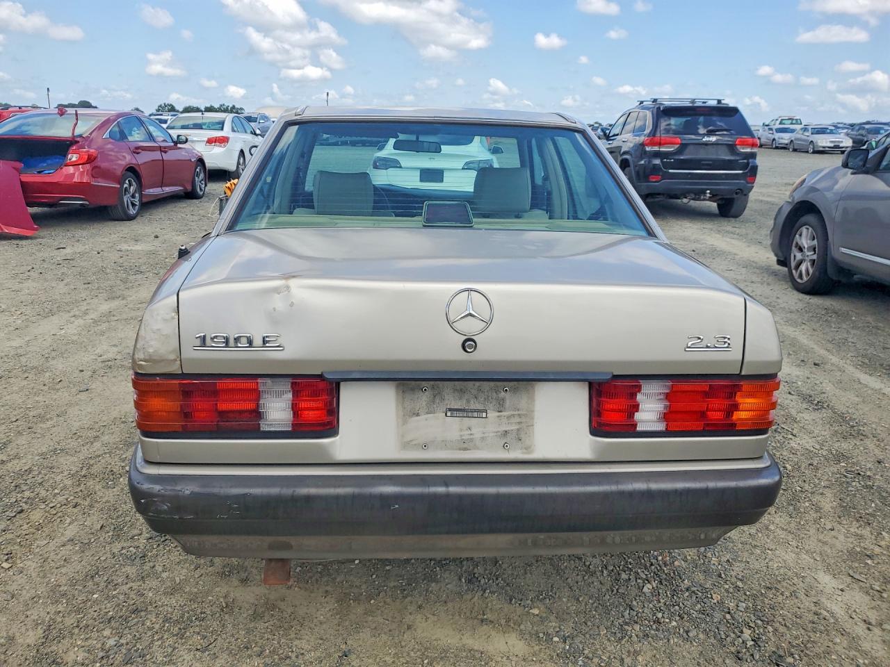 Mercedes-Benz 190-Class E 2.3