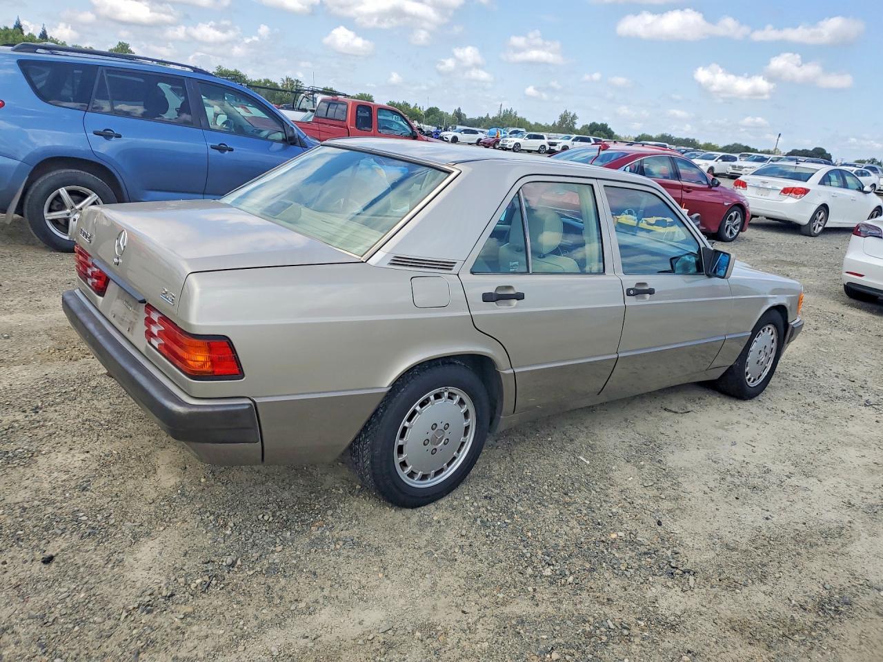 Mercedes-Benz 190-Class E 2.3