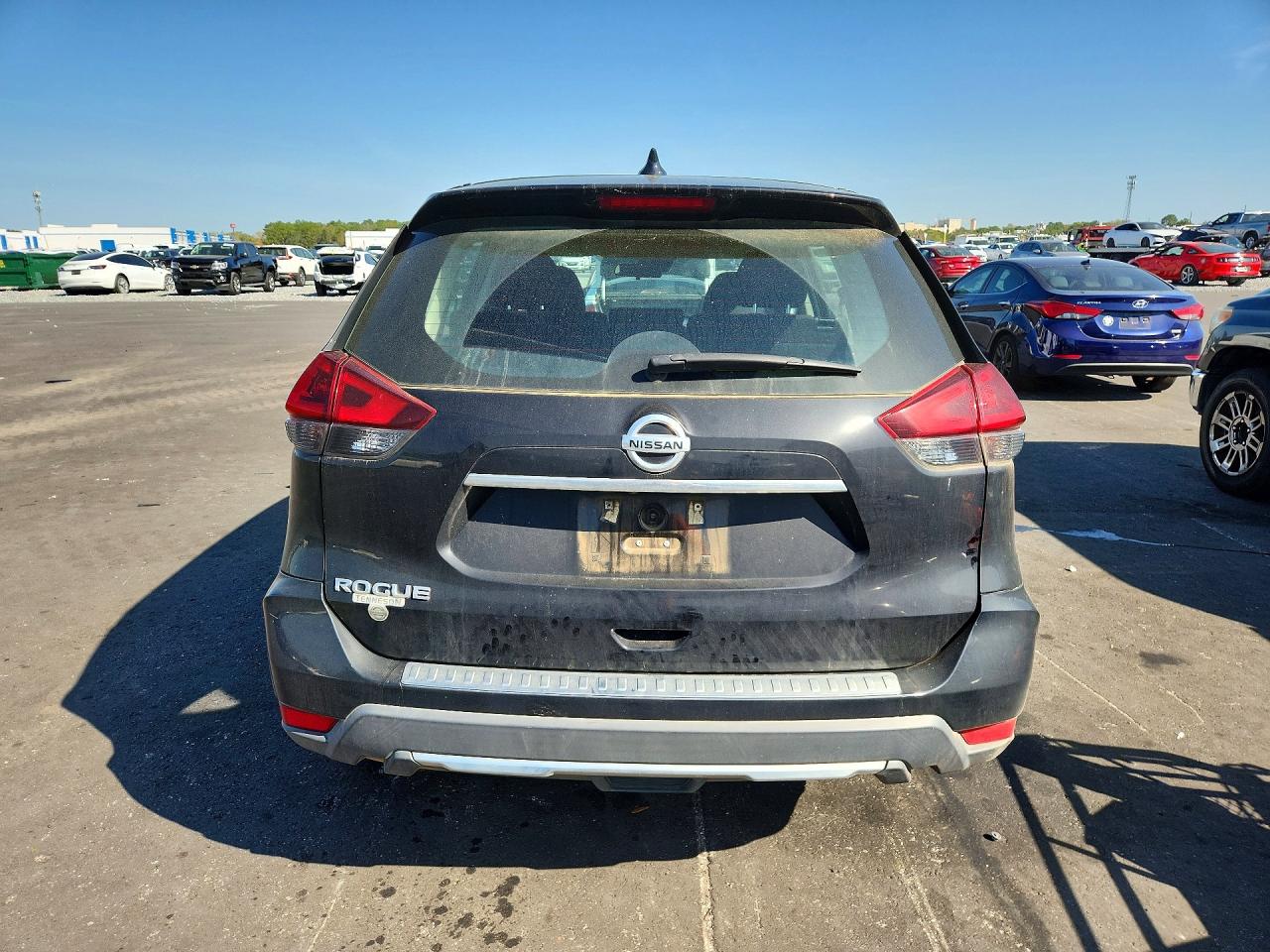 Nissan Rogue S
