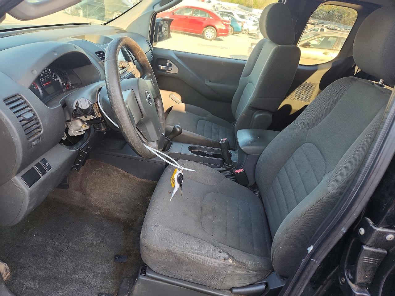 Nissan Frontier Xe
