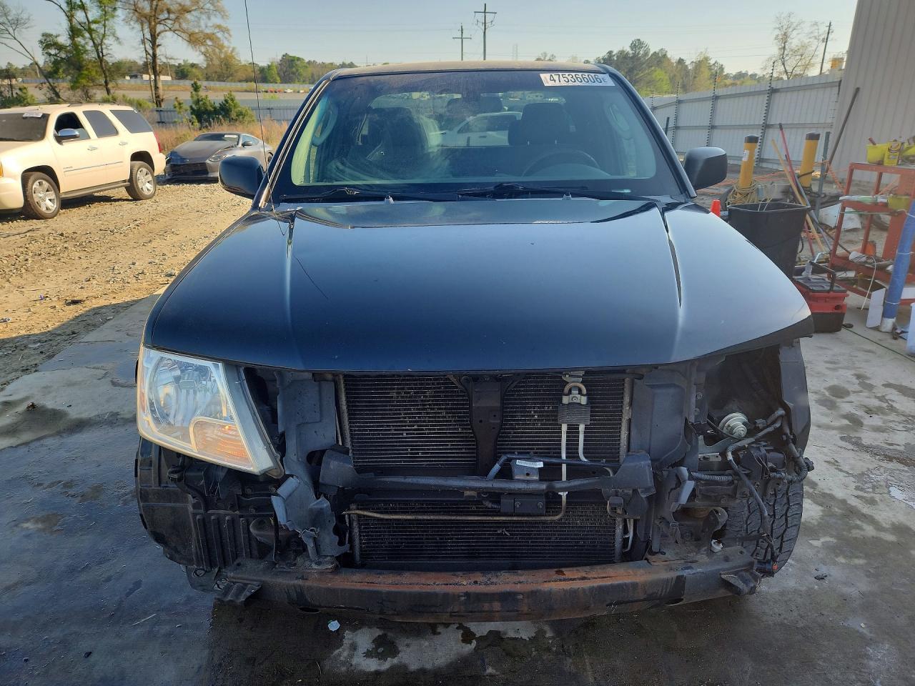 Nissan Frontier Xe