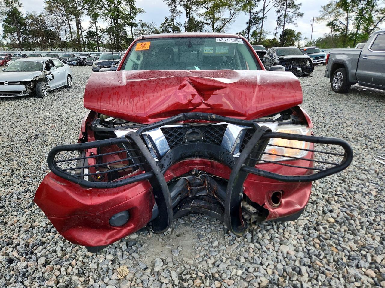 Nissan Frontier Sv