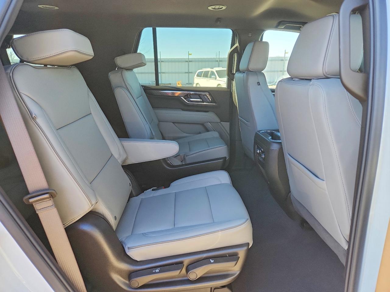 GMC Yukon Elevation