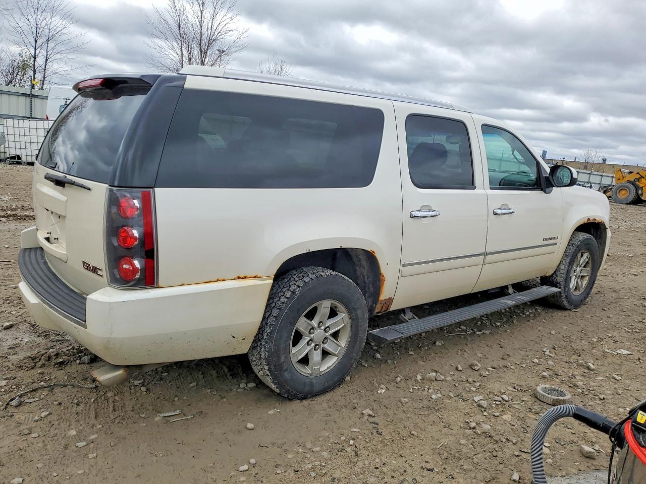 GMC Yukon Denali