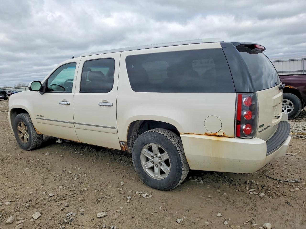 GMC Yukon Denali