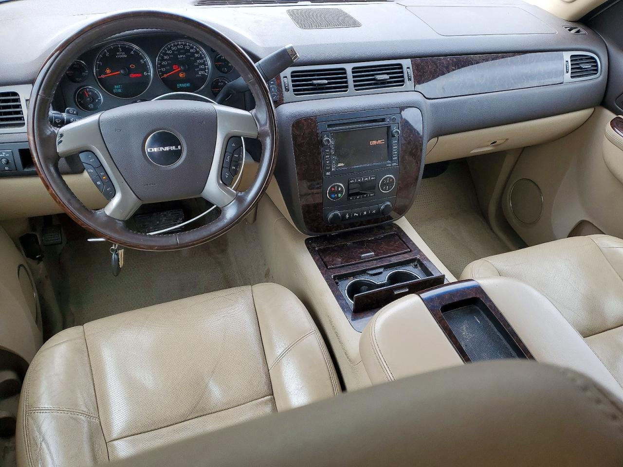 GMC Yukon Denali