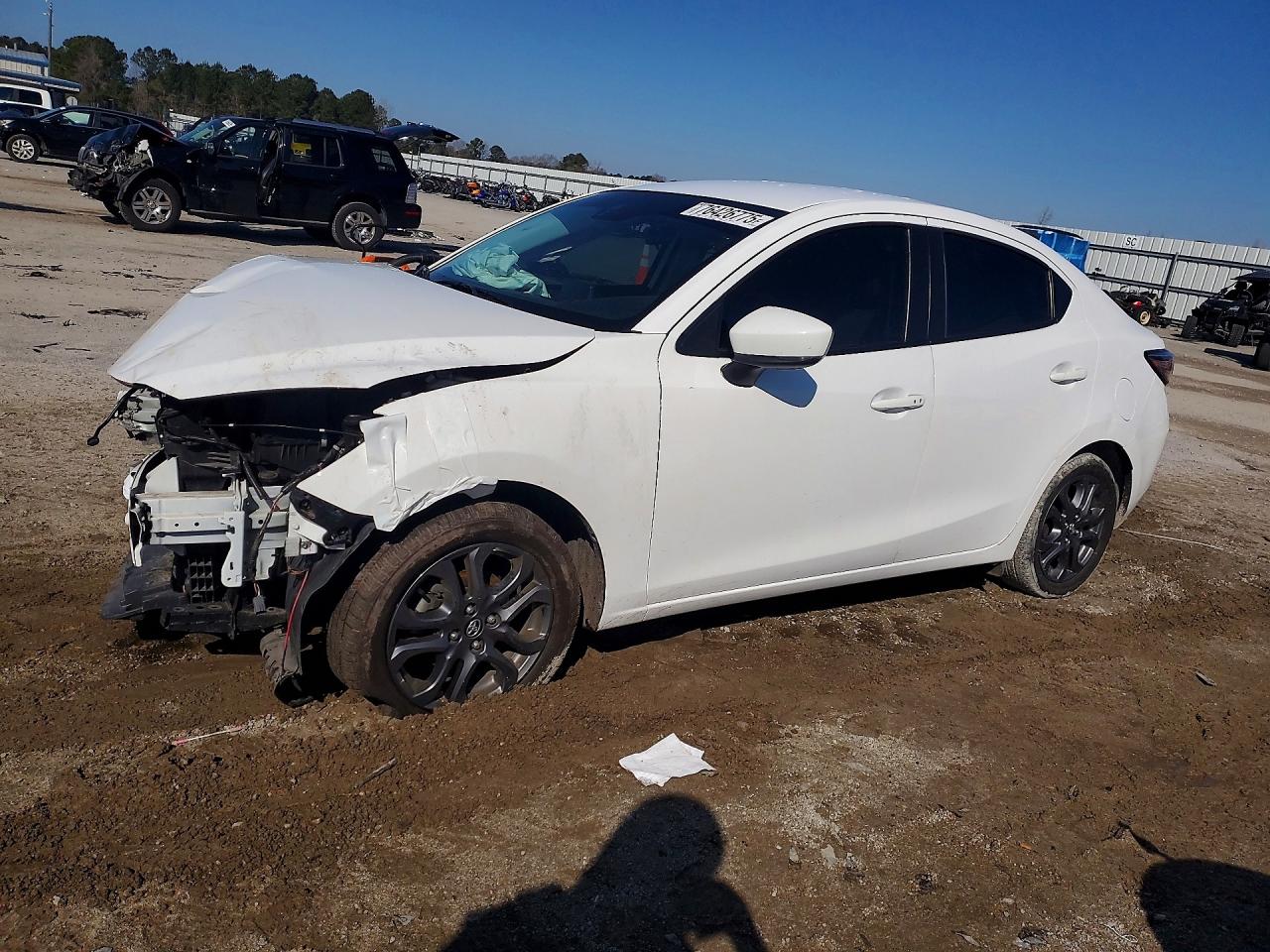 Salvage Toyota Yaris Image