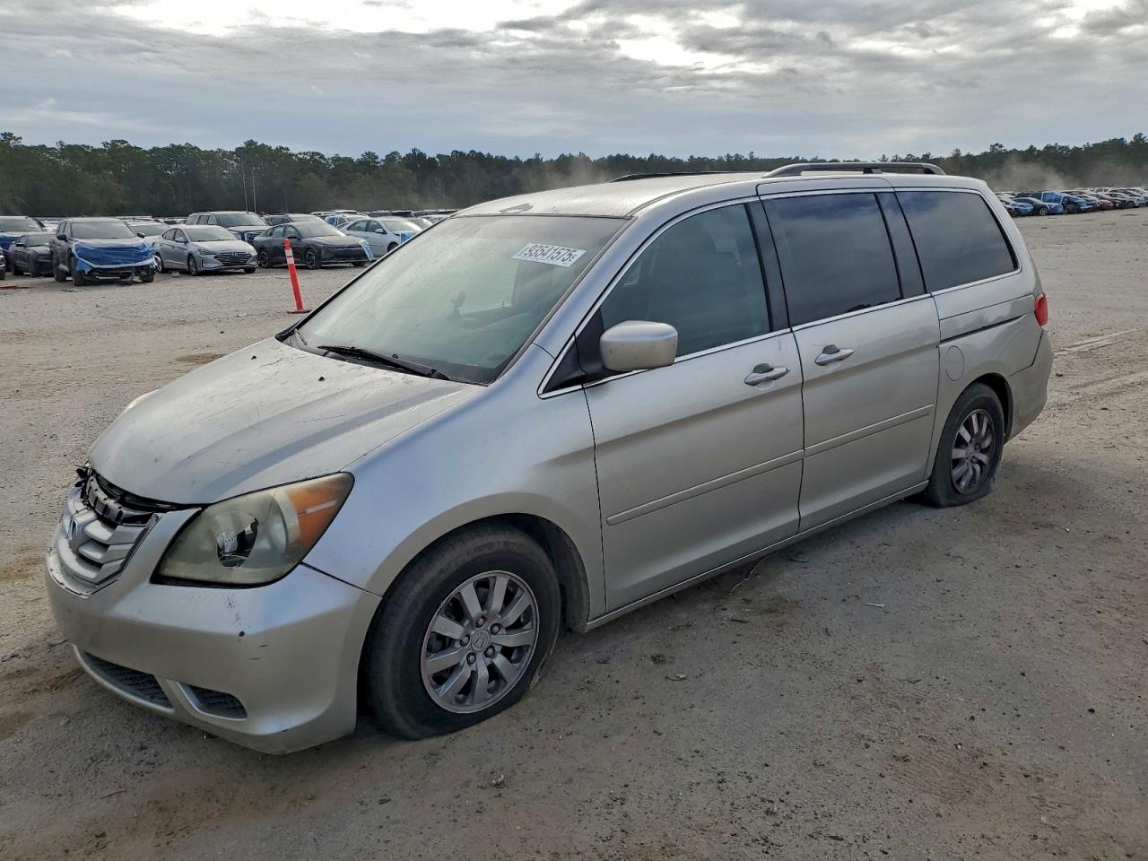 Salvage Honda Odyssey Image