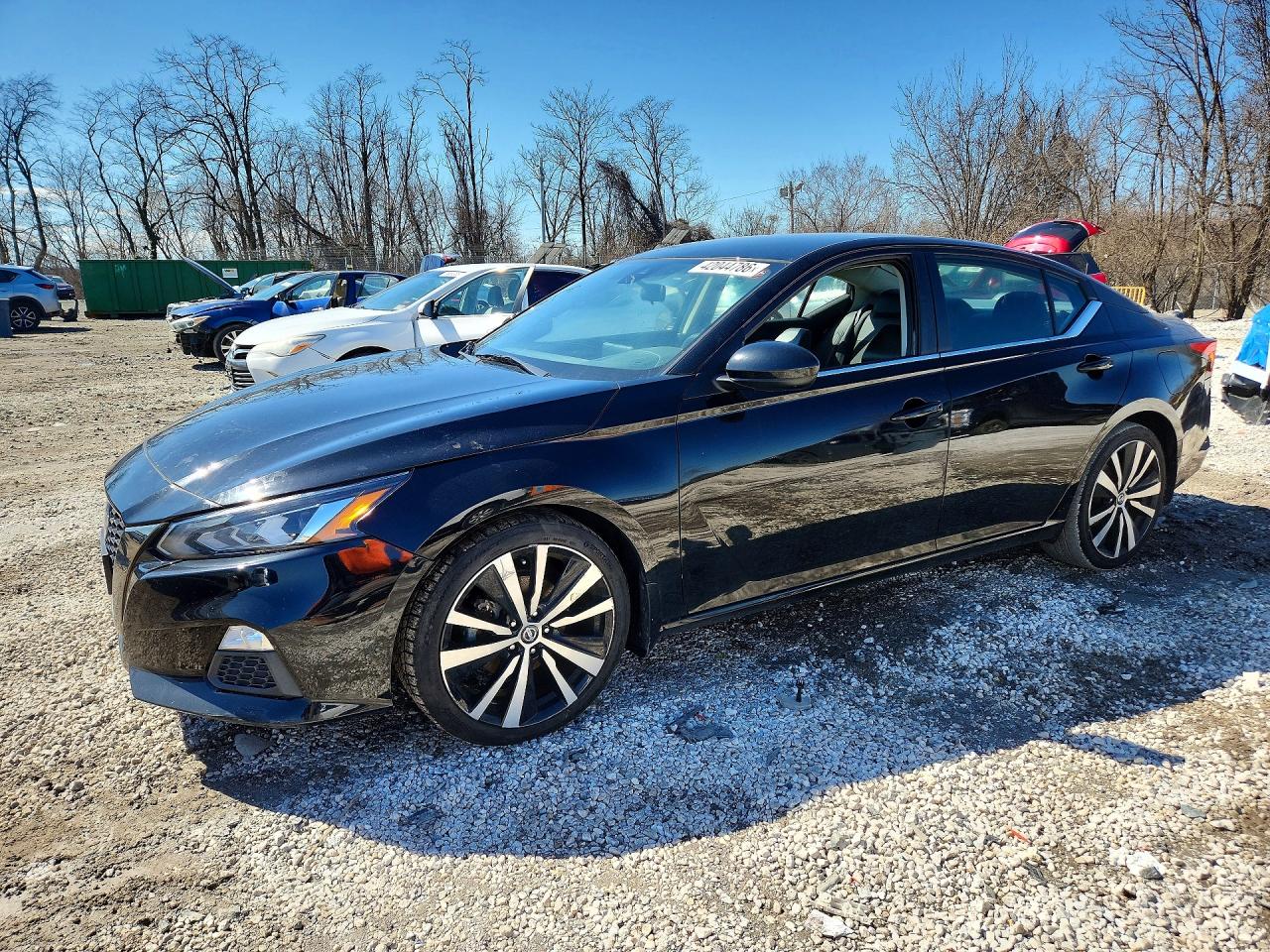 Salvage Nissan Altima Image