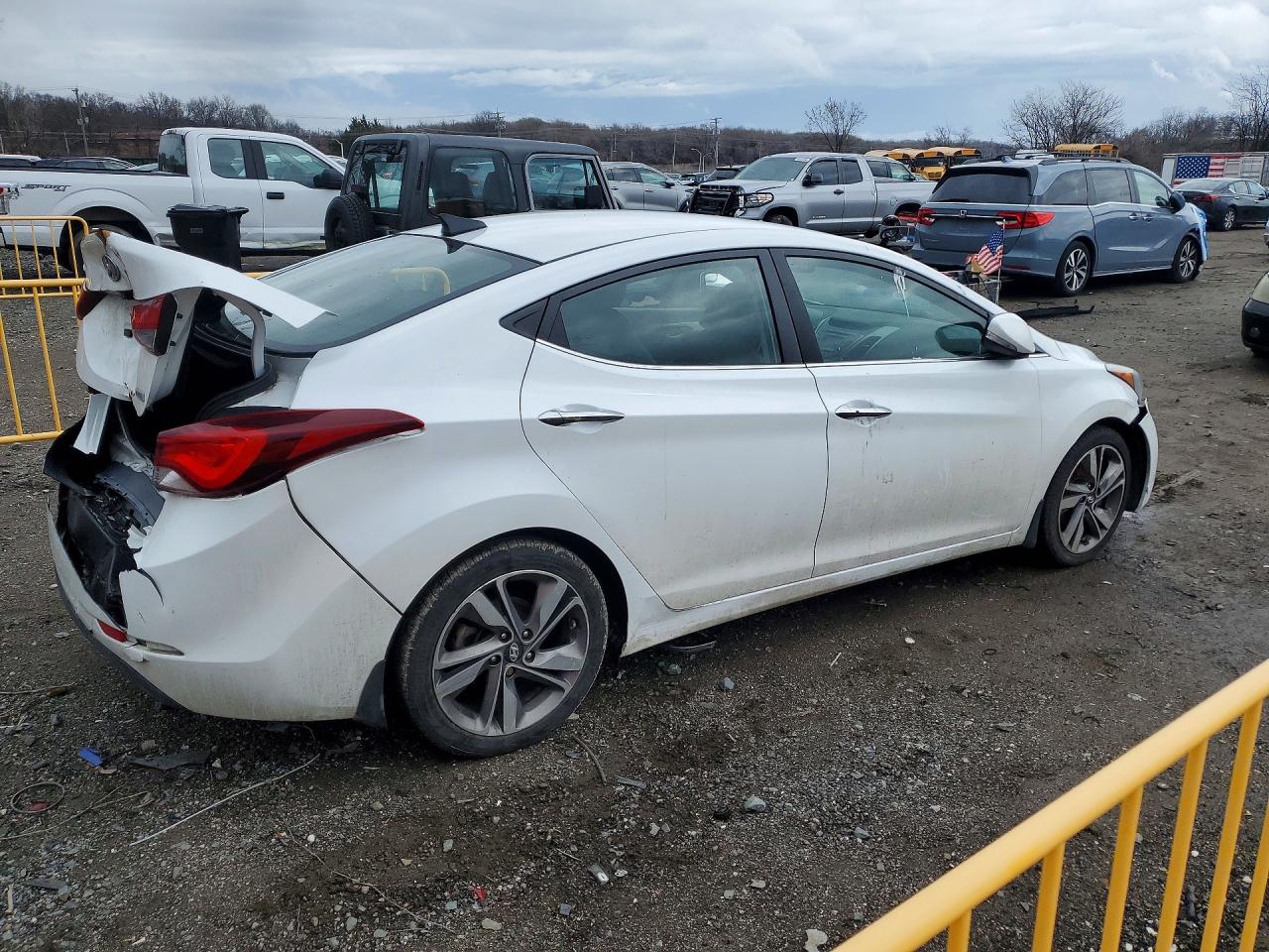 Hyundai ELANTRA Limited