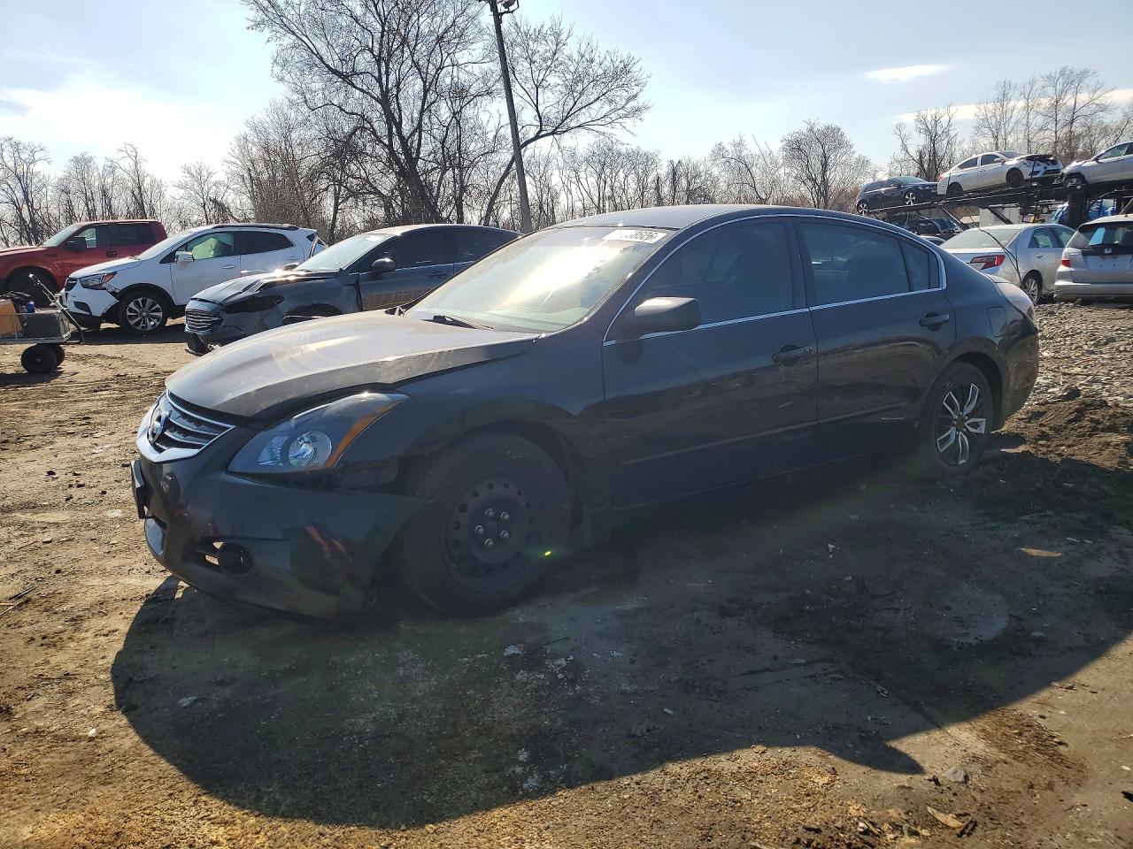 Salvage Nissan Altima Image
