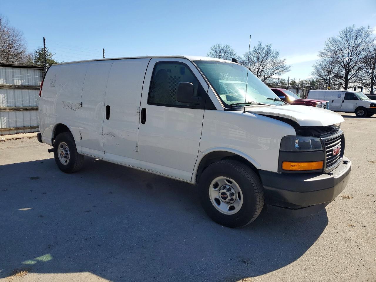 GMC Savana
