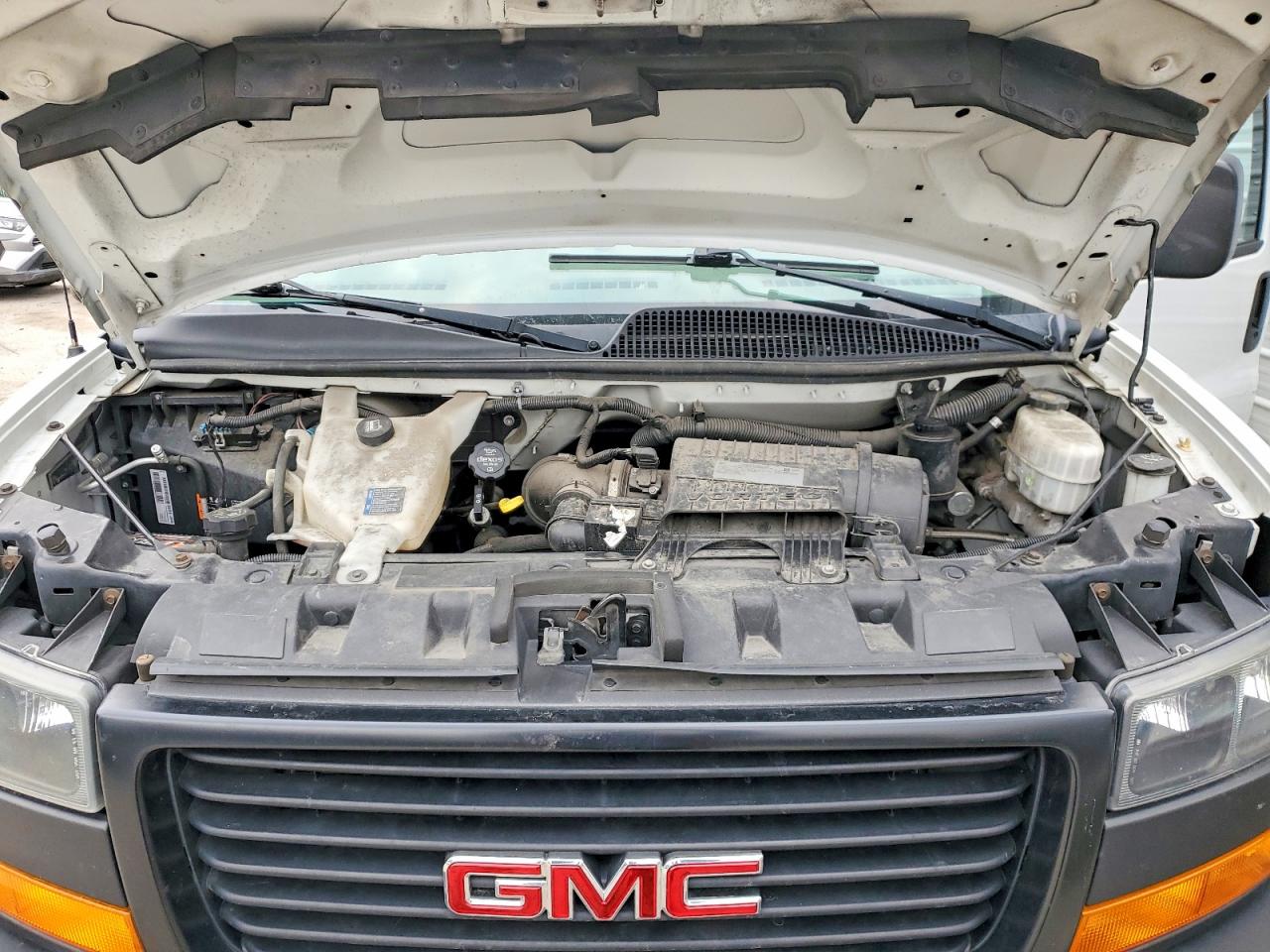 GMC Savana