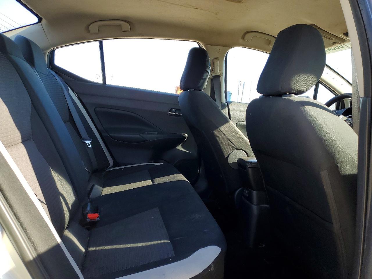 Nissan Versa Sv
