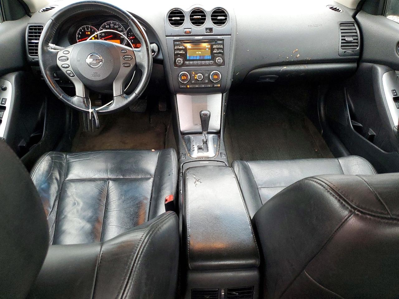 Nissan Altima Base