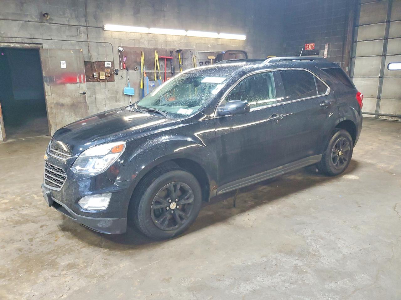 Salvage Chevrolet Equinox Image