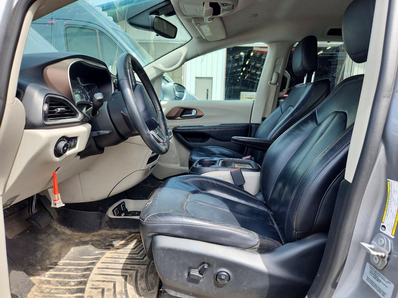 Chrysler Pacifica Touring L