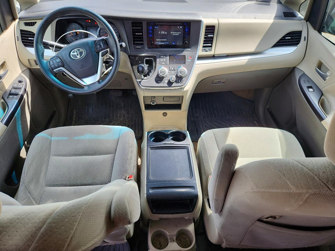 Toyota Sienna Le