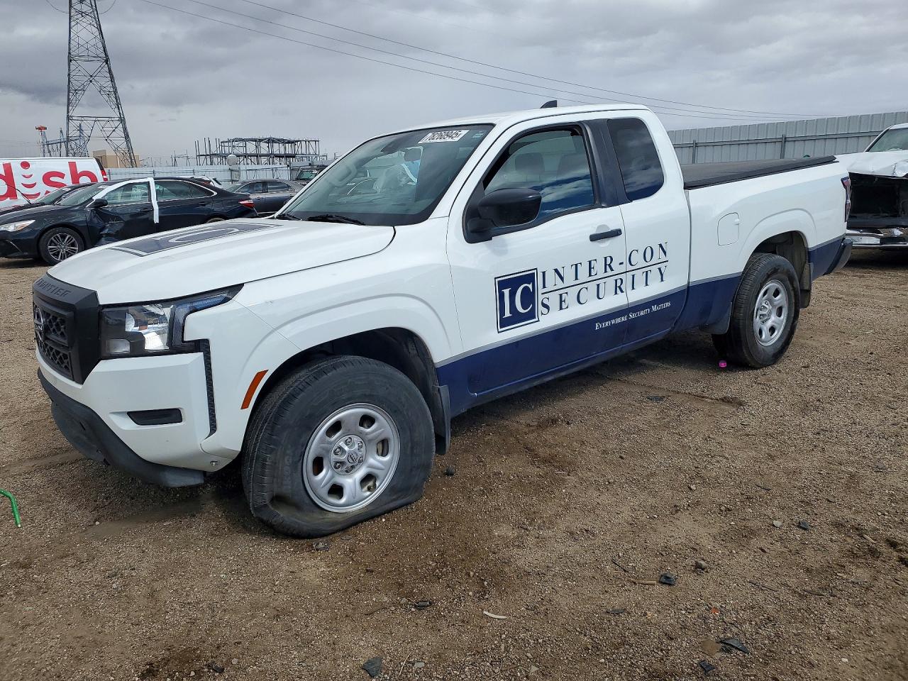 Salvage Nissan Frontier Image