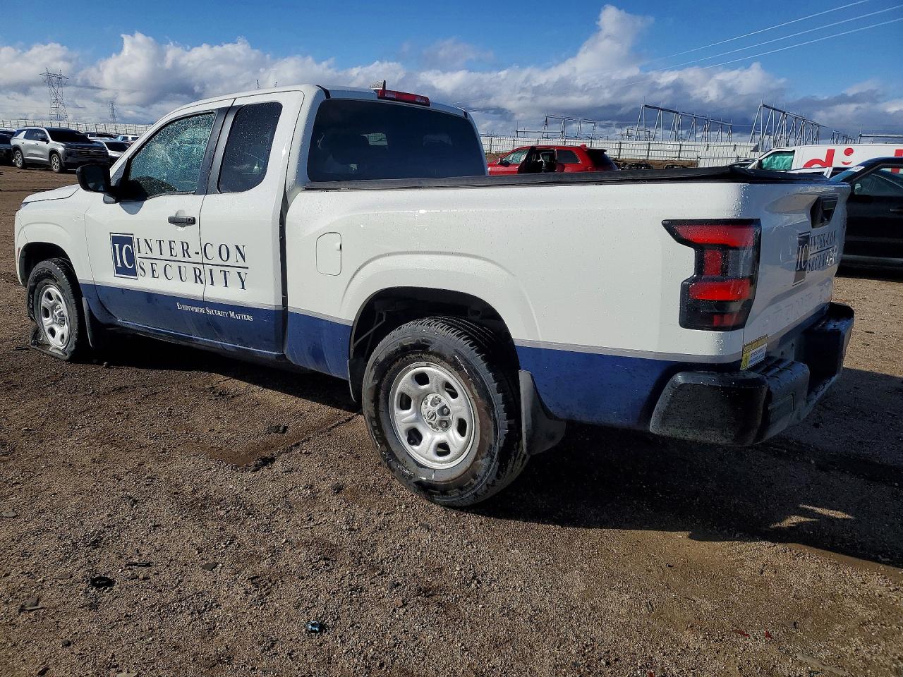 Nissan Frontier S