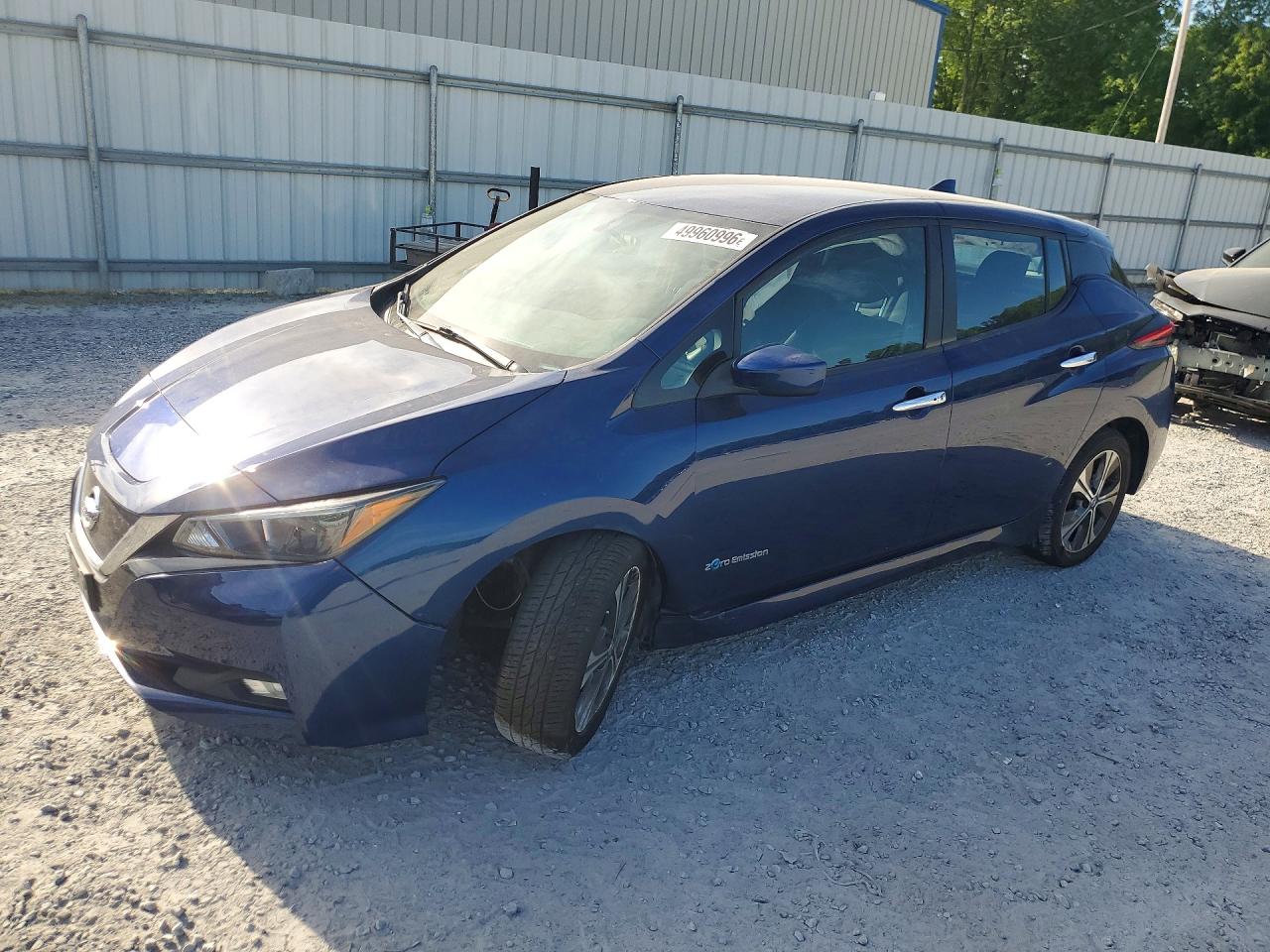 Salvage Nissan LEAF Image