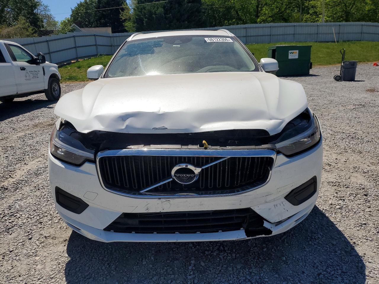 Volvo XC60 T5 Momentum