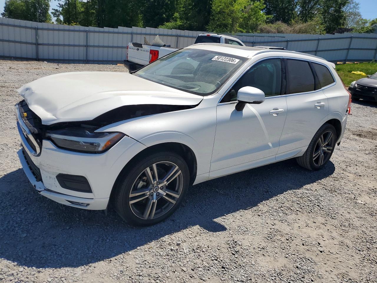 Salvage Volvo XC60 Image