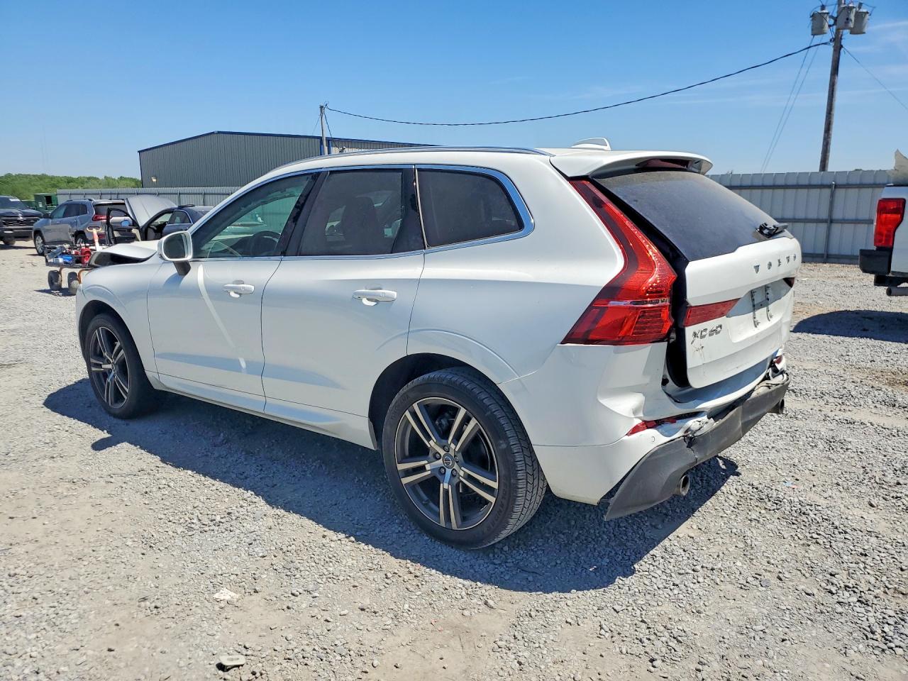 Volvo XC60 T5 Momentum