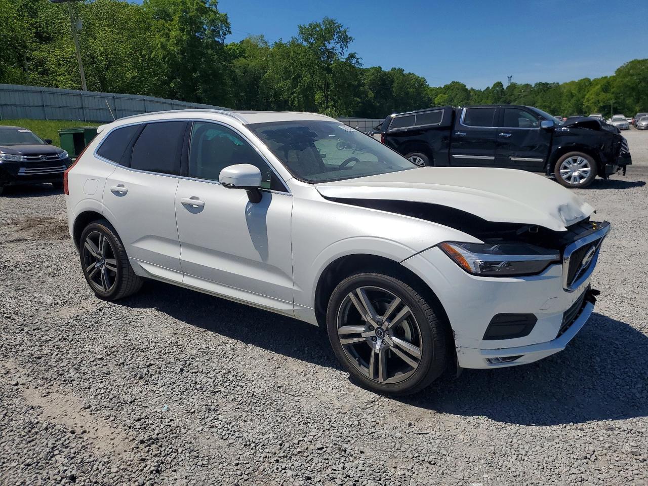 Volvo XC60 T5 Momentum