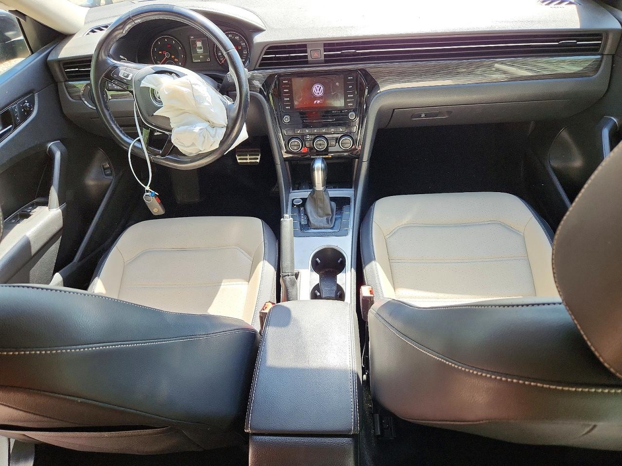 Volkswagen Passat R-line