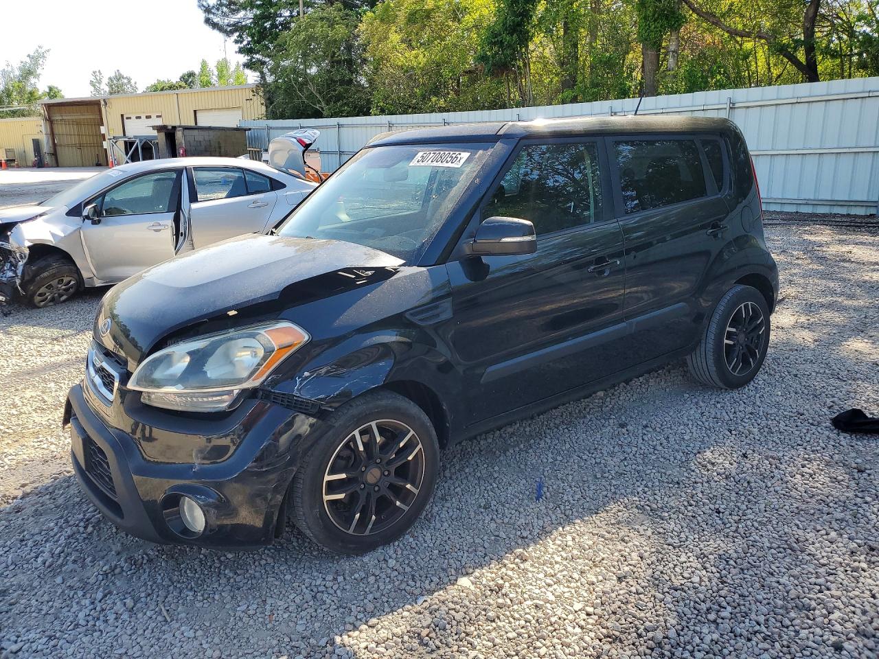 Salvage Kia Soul Image