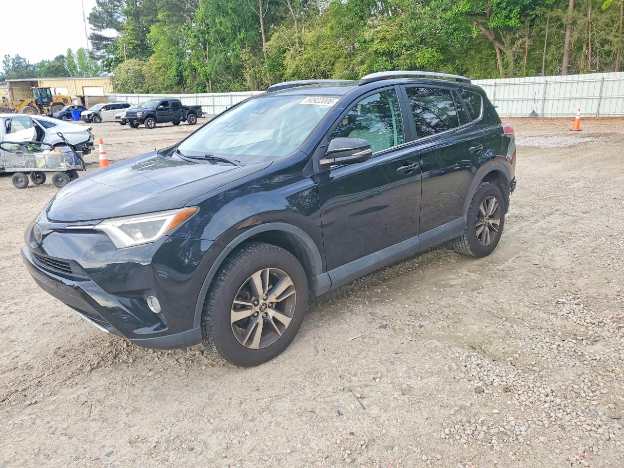 Salvage Toyota RAV4 Image
