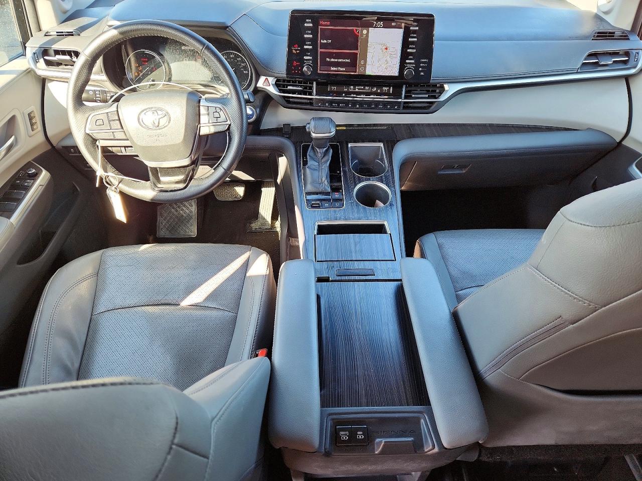 Toyota Sienna Limited 7-passenger
