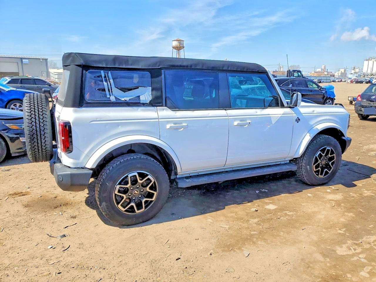 Ford Bronco Base